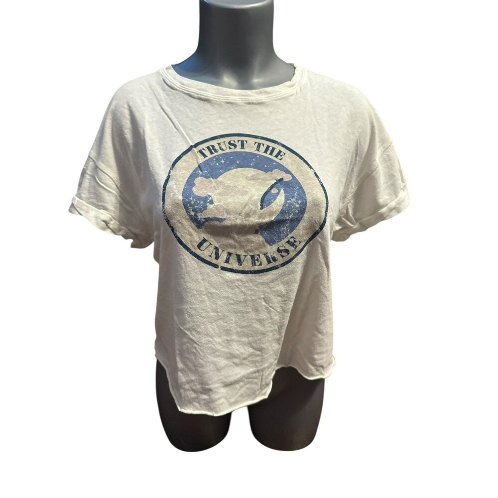 Free people trust the universe t shirt